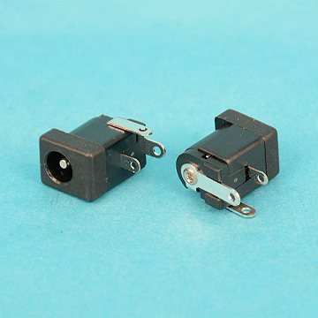 3275-3PCE - DC Power JACK 3PIN KINK 1.7mm - Leamax Enterprise Co., Ltd.