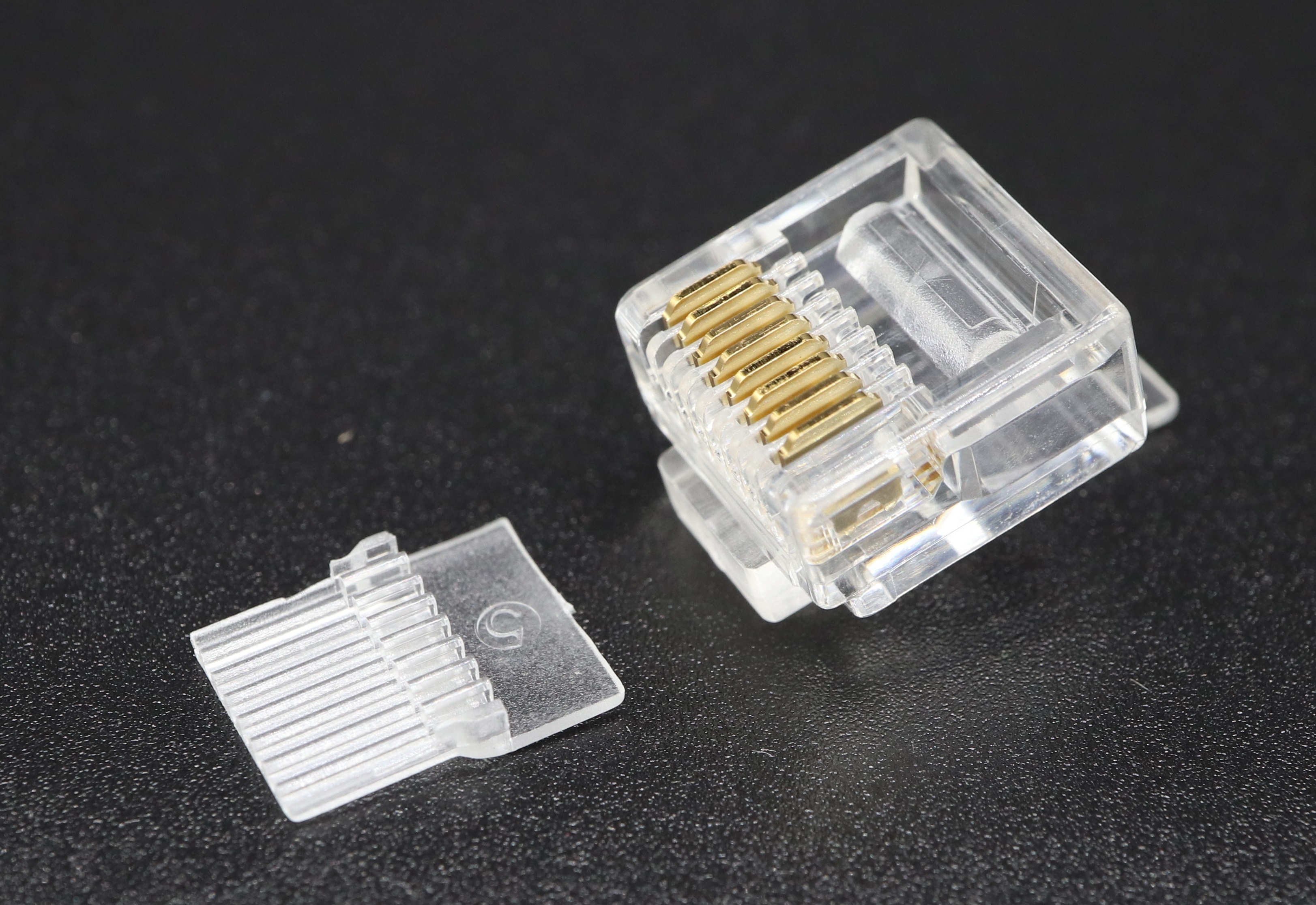 P8-S58-3 - C6 S-8P8C-F-L UTP-0.6mm RJ45 Modular Plug - Plug Master Industrial Co., Ltd.