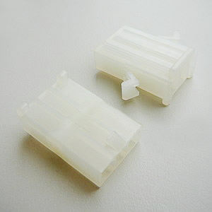 4.8 mm Female Crimp Terminal Housings